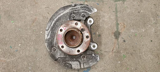 Fusee linksvoor BMW 1 / 3 serie E81 E82 E87 E88 E90 E91 E92 E93 31216793923 31216764443