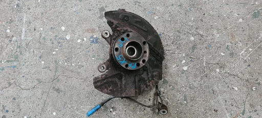 Fusee rechtsvoor BMW X5 E53 31216761576 31216751732 31211095626