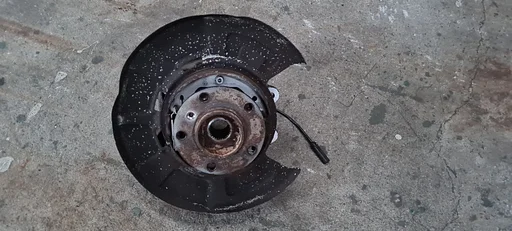 Fusee linksachter BMW X5 E70 F15 X6 E71 E72 F16 6879101 33326879101 33326770981 6770981