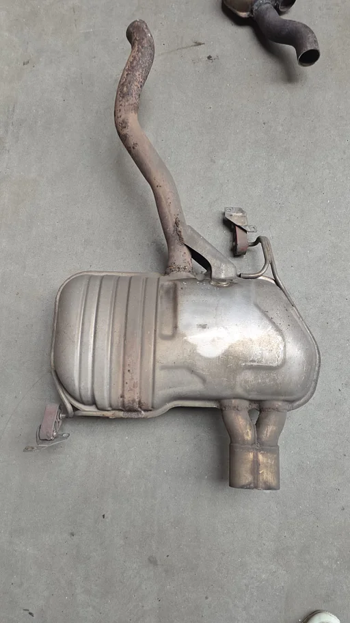 Achterste uitlaat einddemper N46 BMW Z4 E85 7542922