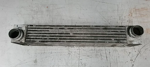 Intercooler Inlaatluchtkoeler  BMW 5  serie E60 E61 7795823