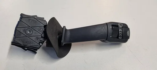 Ruitenwisser schakelaar Sedan BMW 5 / 7  E39 E38 18352171