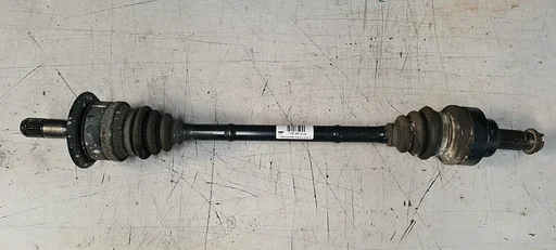 Aandrijfas links BMW 1 / 2 / 3 / 4 serie F20 F21 F22 F23 F30 F31 F34 F32 F33 F36 7597681