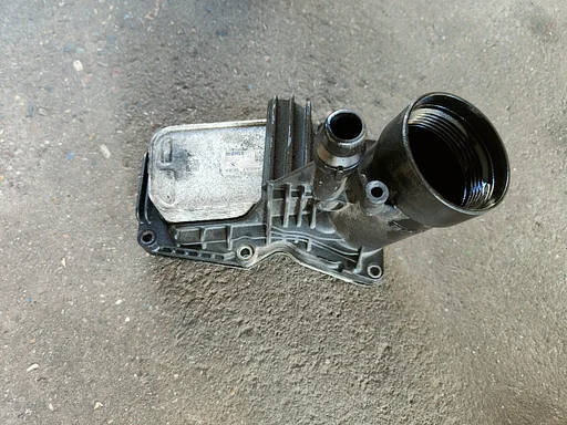 Oliekoeler warmtewisselaar BMW motor code N47 8507626