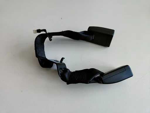 Gordel ondergordel rechts achter BMW 3 serie F30 F30LCi 621589100B
