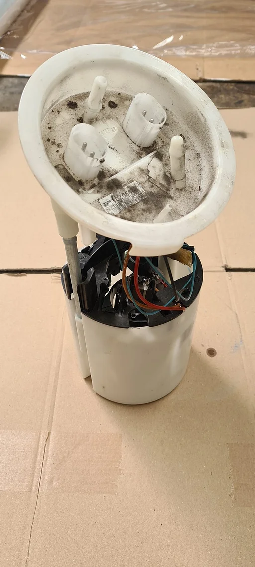 Brandstofpomp Benzinepomp BMW 1 / 3  Serie E81 E87 E88 E82 E90 E91 E92 E93 7197048