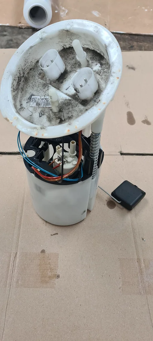 Brandstofpomp Benzinepomp N52 B53 N43 BMW 1 / 3  Serie E81 E87 E88 E82 E90 E91 E92 E93 16117197073   7197073