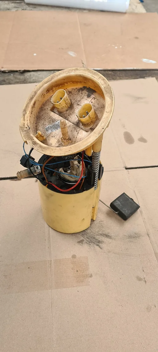 Brandstofpomp Dieselpomp BMW 1 / 3  Serie E81 E87 E88 E82 E90 E91 E92 E93 6763886