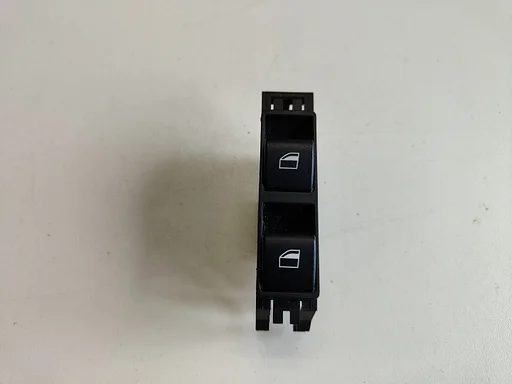 Raam ruit bediening schakelaar rechtsvoorzijde BMW 3 serie E46 Sedan Touring 8381542 6902179
