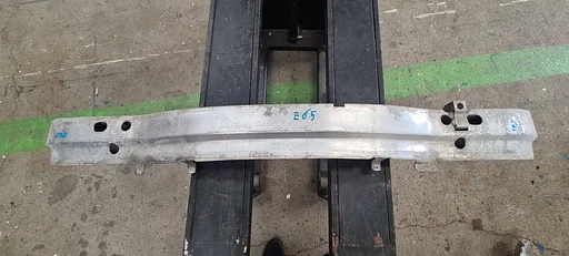 Bumperbalk achterzijde BMW 7 serie E65 E66 E67 7015002 51127015002