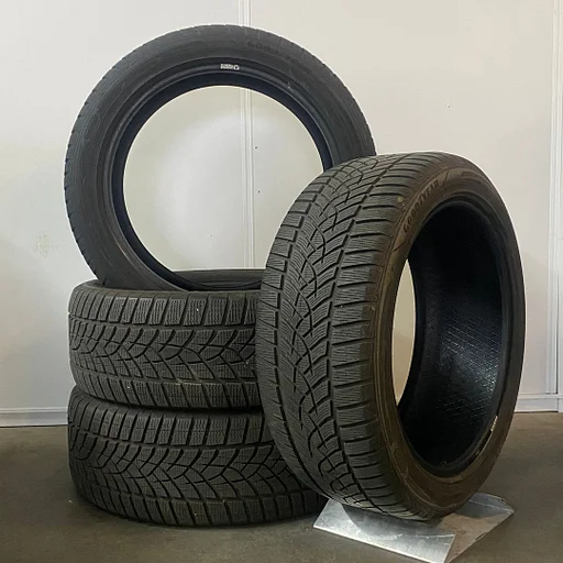 Goodyear Ultra Grip Performance + 235/50/R20 - 255/45/R20