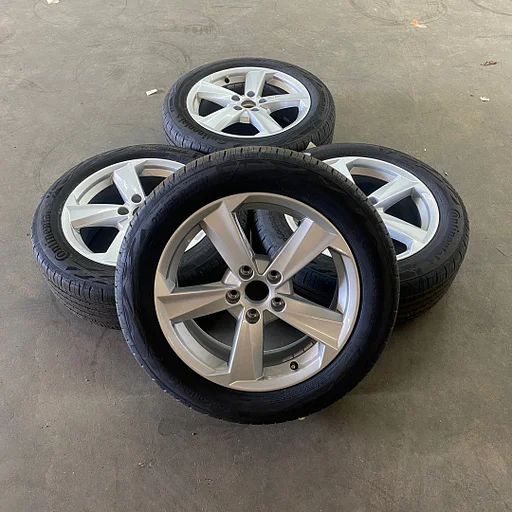 Audi Q2 Continental Eco Contact 6 215/55/R17 94V REEDIJK