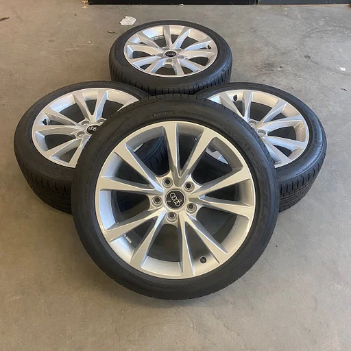 Audi A3 Falken Azenis FK520 225/45/R17 94W
