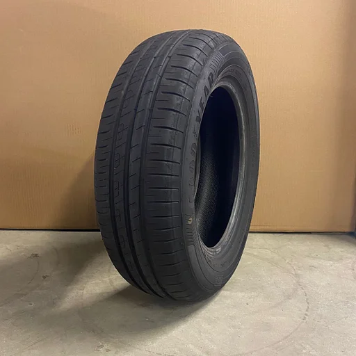 Goodyear Efficient Grip Performance 185/65/R15 88H