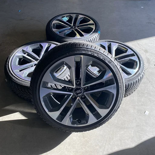 Audi A3 Bridgestone Blizzak LM005 225/40/R18 92V