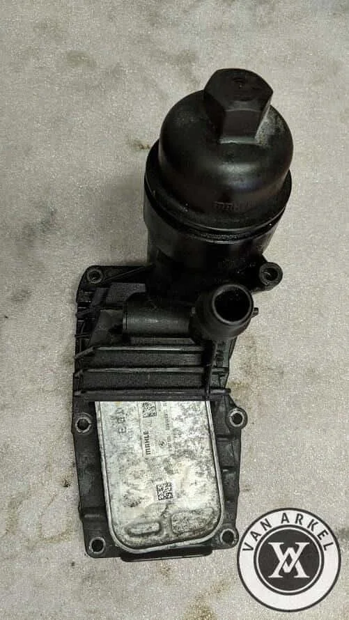 Bmw 1 3 4 5 X Serie F20 F22 E90 F30 F07 E84 Oliefilterhuis N47N met warmtewisselaar 8507626