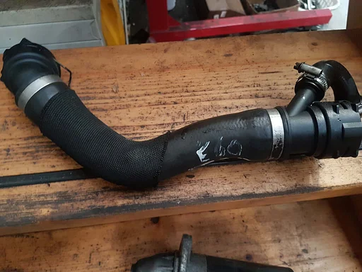 Bmw e60 e61 306d3 koelslang m57 530d