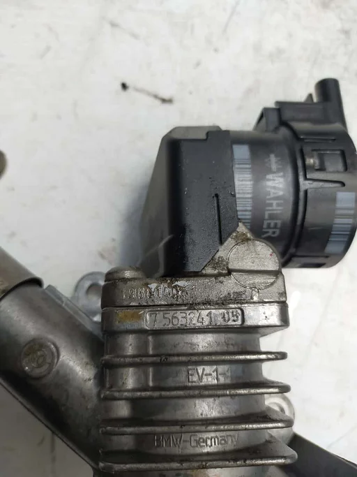Bmw n43b20 egr klep e9x e8x e6x 7563241
