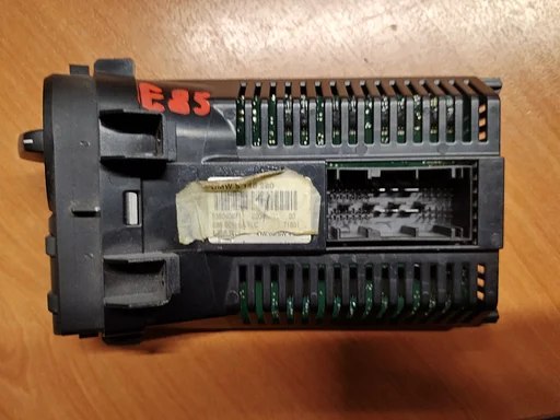 Lichtschakelaar E85 9146280