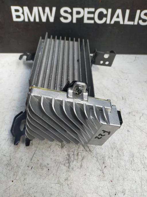 bmw f22 versterker set 9322686