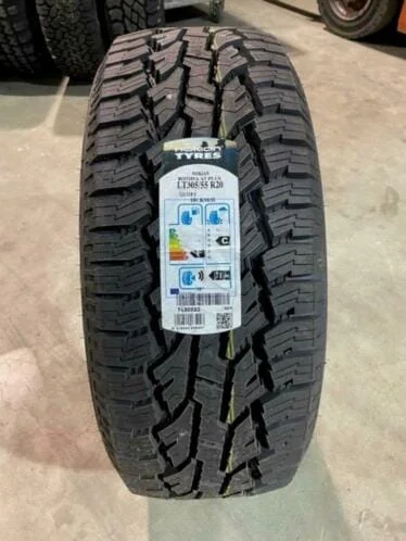 Nokian Rotiiva AT Plus 305/55R20 121/118S en diverse 4x4 banden
