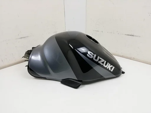 Tank Suzuki GSX1300R Hayabusa 2002 - 2007 GSX 1300 GSXR1300 fueltank