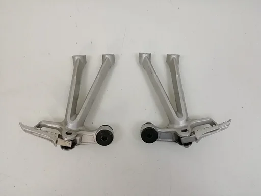 Duo voetsteunen Suzuki GSX-R 1000 K7 - K8 2007 t/m 2008 voetsteunen GSXR