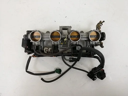 Gasklephuis Suzuki GSX-R 1000 K3 - K4 2003 t/m 2004 injectoren injectie GSXR