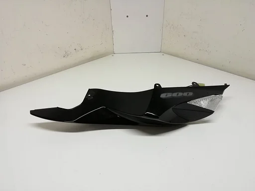 Achterkuip links Suzuki GSX-R 600 750 L1 L2 L3 L4 L5 L6 L7 2011 t/m 2017 kuip kap kontje GSXR