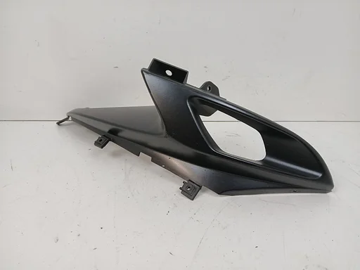 Rechter topkuip Suzuki GSX-R 600 750 K6 - K7 94670-01H00-YKV kuip kap