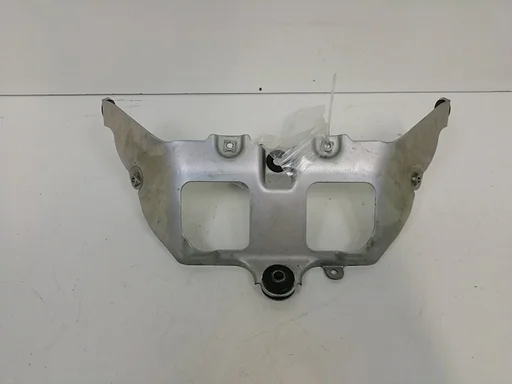 Tankbeugel Suzuki GSX-R 600 750 K6 - K7 2006 t/m 2007 tank frame bracktet