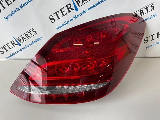 Achterlicht rechts Mercedes C-klasse W205 Sedan A 2059060457