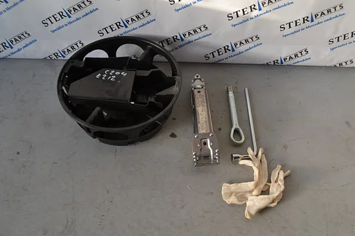 Compleet krikset Mercedes-Benz C-klasse W204