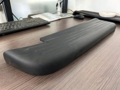 Bumper step pad - 55034461