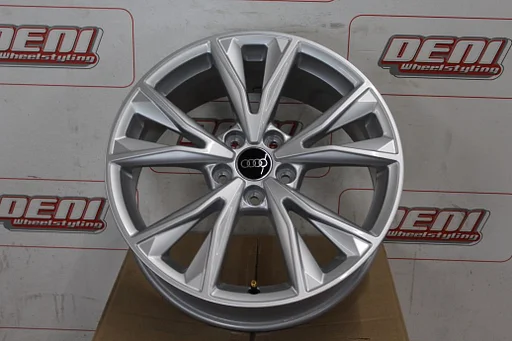18" Audi Q3 originele velgenset 83A601025AR demo ZGAN!