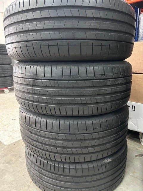 Zomerbanden Pirelli P Zero MO 275 50 20 inch demo 4 stuks