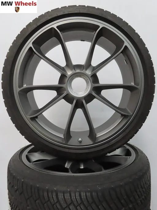 Originele Porsche 911 991 GT3 20 inch velgen winterbanden