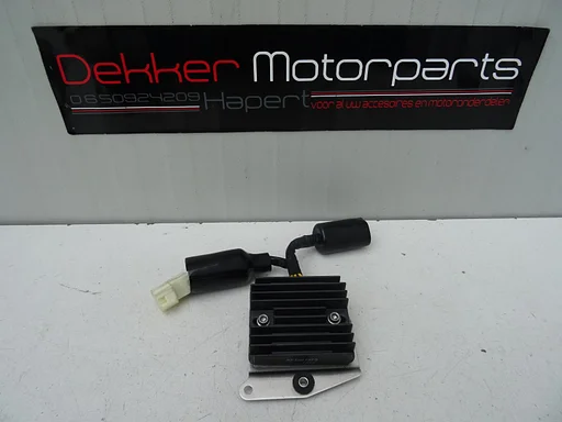 Spanningsregelaar Regulator Honda CBR1000RR Fireblade 2004