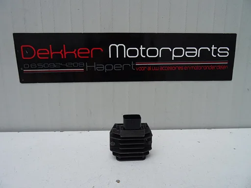 Spanningsregelaar / Regulator Yamaha MT-10 / SP 2016-2021
