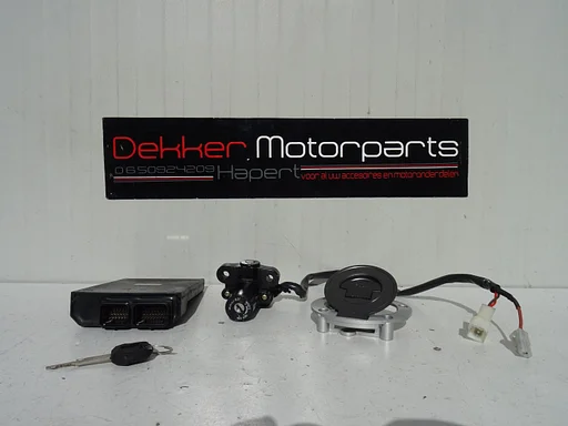 Slotenset / Sloten set + ECU Yamaha YZF R1 2007-2008 RN19