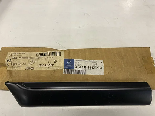 NEU NOS Zierleiste vorderkotflügel links für Mercedes-Benz W202 C-Klasse