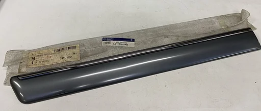 NEU NOS Zierleiste Fondtür rechts Altograu für Mercedes-Benz W210 E-Klasse