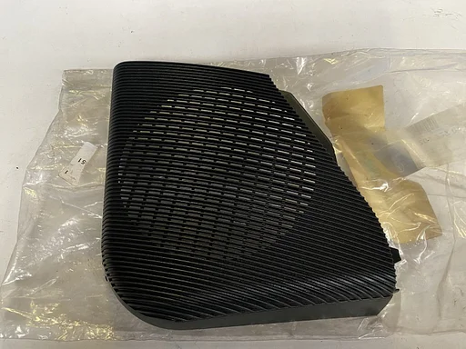 NEU NOS Lautsprecherabdeckung links schwarz für Mercedes-Benz W202 C-Klasse