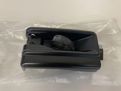 NOS rozet gordelsluiting rechts Mercedes-Benz W124 T-model S124