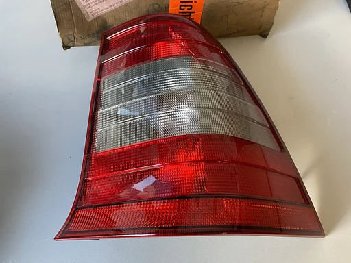 NOS achterlicht rechts voor Mercedes-Benz W202 T-Model S202