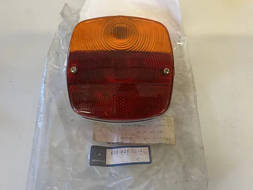 NOS achterlicht Mercedes L206 DG  L306 DG  L 207 L 307 605 - 606