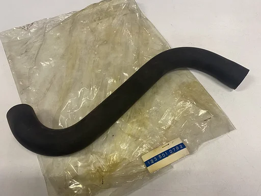 NOS radiateurslang boven voor Mercedes-Benz W123 250 250T