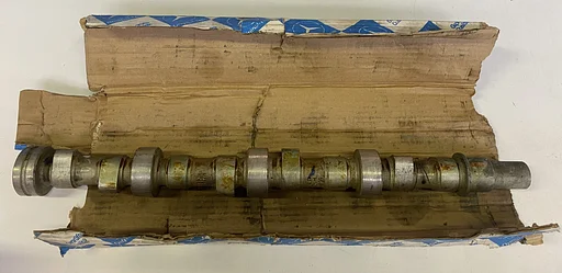NOS nokkenas rechts voor Mercedes-Benz M117 motor W126 500