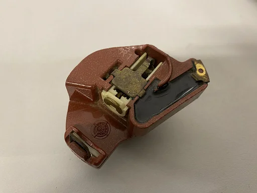 NOS ontstekingsrotor BOSCH voor BMW E21 E28 E30 etc.