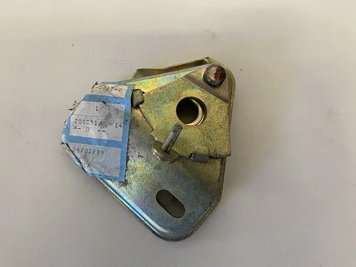 NOS motorkapslot voor Mercedes-Benz W601 W602 W611 T1 TN